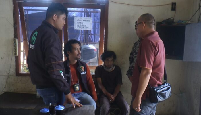 Gasak Dompet Emak emak Bersepeda, Pelaku Jambret di Sako Palembang Bonyok Dihajar Massa