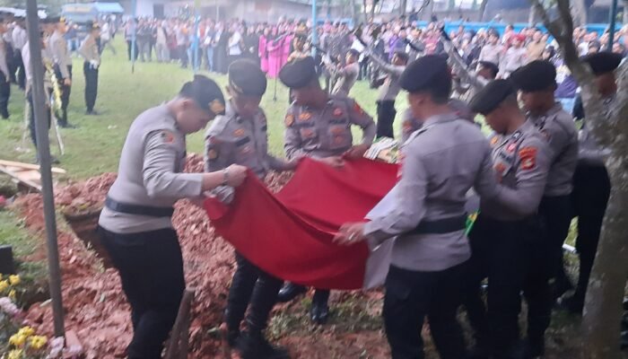 Gugur Dalam Tugas Bripda Faras Nahbah Attalah Dinaikkan Pangkat Satu Tingkat Menjadi Briptu Anumerta