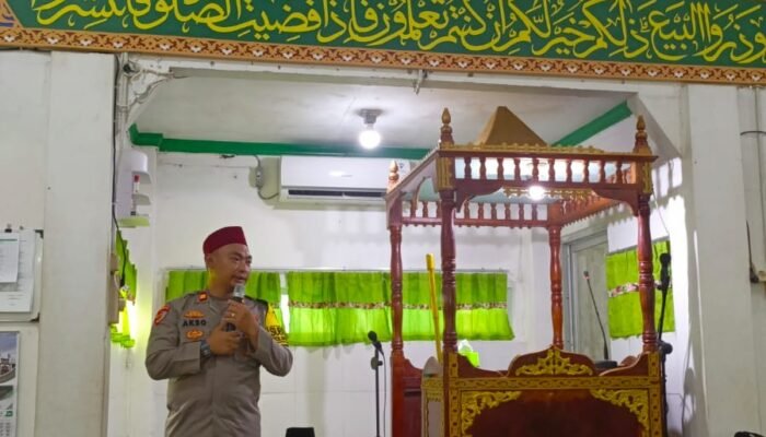 Khutbah Jumat di Masjid Al Muhajirin Payaraman Kapolsek Tanjung Batu Sampaikan Manfaat Ketahanan Pangan