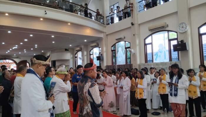 Hikmad Perayaan Waisak di Wihara Dharmakirti Palembang, Umat Buddhist Panjatkan Doakan untuk Bangsa Indonesia