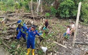 Inovasi Anggota Polairud Pos Pangkalan Sandar Upang Sulap Akar Eceng Gondok Jadi Pupuk Kompos