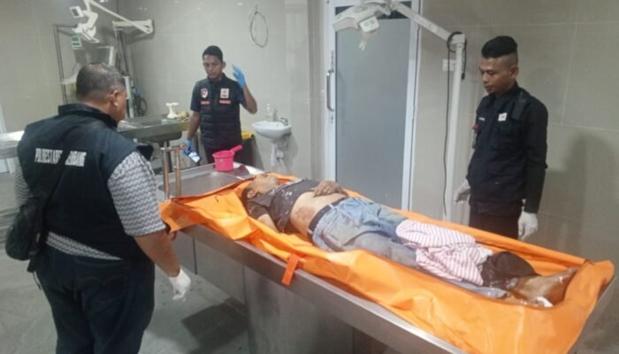 Buruh Bangunan Tewas Terjatuh Saat Mengecat Lisplang Atap SD Xaverius 1 Palembang