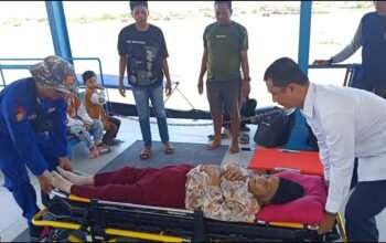Dibutuhkan Masyarakat, Ambulance Apung Polairud Pos Pangkalan Sandar Upang Kembali Antar Warga Sakit