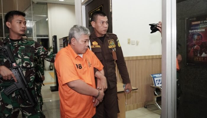 Tim Tabur Kejati Sumsel Kembali Tangkap Buronan Terpidana Penggelapan Mobil Alphard