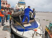 Kapal Cepat OKI 005 Terbakar di Perairan Sungai Musi, Penumpang Dievakuasi ke Kapal Lain