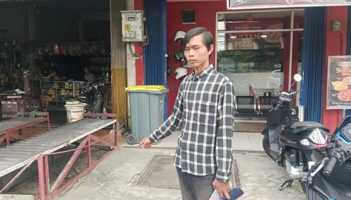 Sedih Motor Satu satunya Dicuri, Driver Ojol Ini Tak Bisa Nafkahi Anak Istrinya