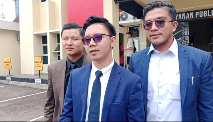 Gelar Perkara Penganiayaan Selebgram, Kuasa Hukum Ade Sampurna Ungkap Hubungan Kliennya dengan Pelapor