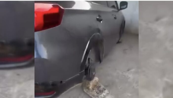 Masih Terpasang, 4 Ban Mobil yang Terparkir di Tanjung Barangan Hilang Digondol Maling