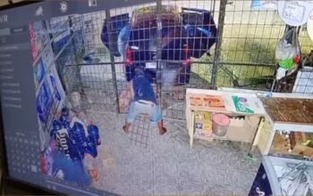 Bawa Mobil, Empat Pria Satroni Toko Kelontong Didepan TPU Kebun Palembang