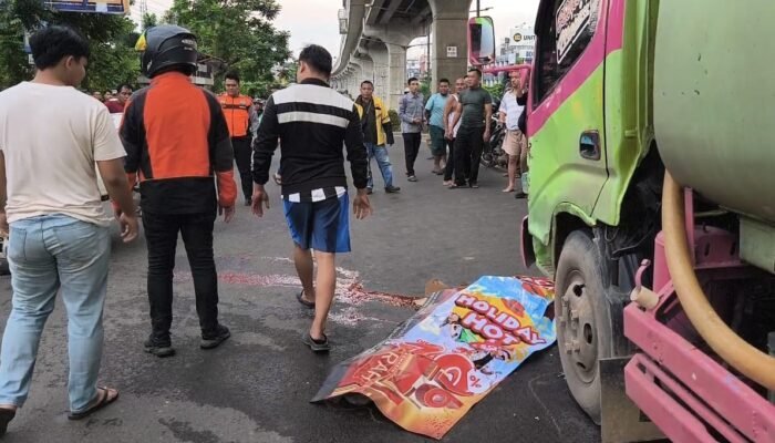Lakalantas di Jalan Kol H Burlian, Pengendara Motor Tewas Dilindas Truk Tangki Air
