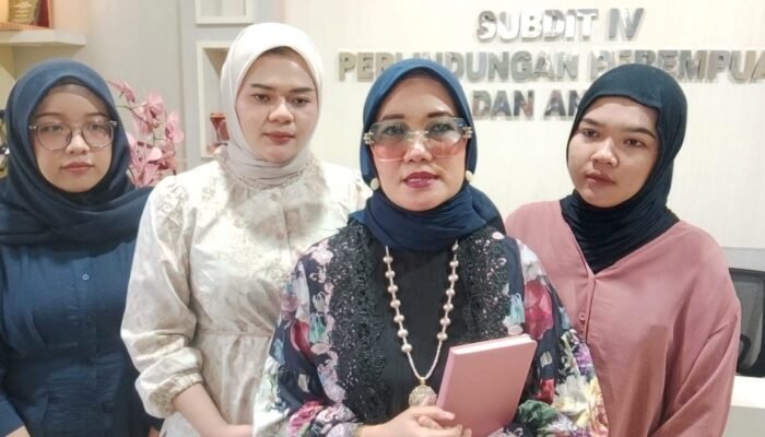 Datangi Polda Sumsel LBH Bima Sakti Palembang Minta Tindak Lanjuti LP KDRT Oknum Polisi