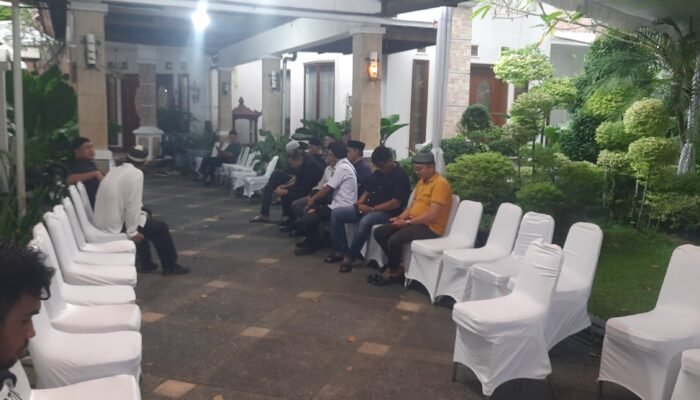 Pelayat Mulai Berdatangan di Rumah Pribadi Mantan Gubernur Sumsel H Alex Noerdin