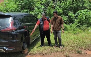 Parkir di Lapangan Terbuka, Empat Ban Mobil Xpander Hilang Digasak Maling