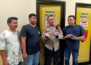 Secara Sukarela Warga Cinde Palembang Serahkan Dua Pucuk Senpi yang Lama Disimpan ke Polsek Ilir Barat I