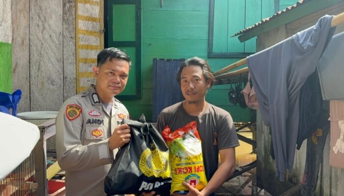 Biro SDM Polda Sumsel Berbagi Kepedulian di Bulan Ramadhan untuk Warga Seberang Ulu I Palembang