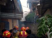 Kebakaran di Lorong Manggar Boom Baru Palembang, 4 Rumah Hangus