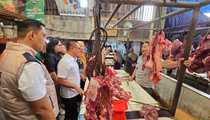 Sidak Pasar Lemabang Satgas Saber Pangan Pusat Ingatkan Pedagang Tidak Naikan Harga Seenaknya