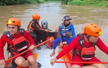 Serang Hilang Usai Speedboat Terbalik di Perairan OKI di Hari Lebaran, Basarnas Lakukan Pencarian Korban