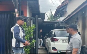 Dugaan Pelemparan Bom Molotov di Palembang, Rusak Mobil dan Hanguskan Rolling Door, Pelaku Terekam CCTV