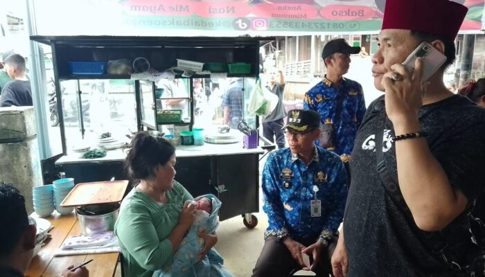 Warga Gandus Temukan Bayi Perempuan Tergeletak di Semak semak Pinggir Sungai Musi Tali Pusar Menempel