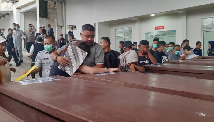 14 Jenazah Korban Tabrakan Bus ALS Berhasil Teridentifikasi Langsung Diserahkan ke Pihak Keluarga