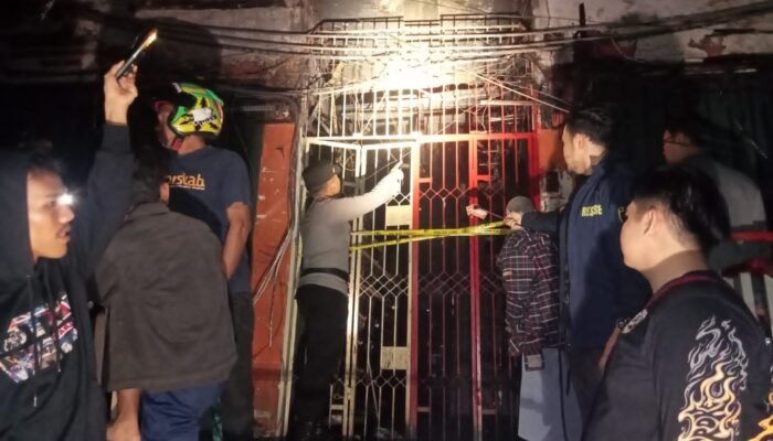 Korsleting Panel Listrik, Satu Kios di Pasar 16 Ilir Terbakar