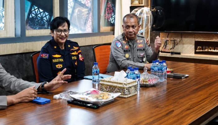 Dibalik Tuntasnya Kasus Tabrakan Maut Bus ALS di Muratara, Sosok Kakak Adik Brigjen Pol Sumy Hastry Purwanti dan KBP Maesa Soegriwo Ikut Berperan