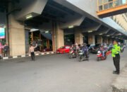 Hilang Kendali Fortuner Tabrak Dua Motor dan Angkot di Depan Pasar Cinde, 1 Orang Tewas