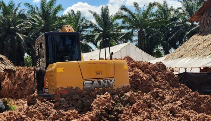 Fasilitas Umum Jadi Rusak, Truk Pengangkut Tanah Liat di Talang Jambe Dikeluhkan Warga