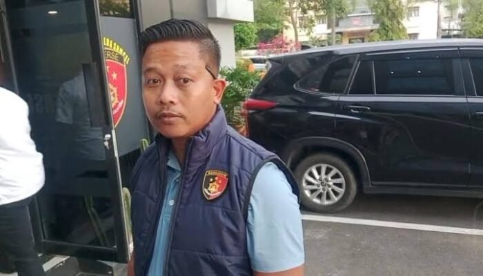 Berhasil Ungkap Kasus Ilegal Drilling dan Mining di Sumsel, AKBP Ahmad Budi Martono Diganjar Penghargaan dari SKK Migas