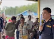 Sambut HUT Bhayangkara ke 80, Biddokkes Polda Papua Tengah Gelar Pengobatan dan Pembagian Sembako Gratis di Pesisir Kampung Kekwa