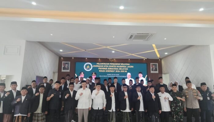 Lantik Pengurus JKSN Sumsel, Prof Asep Ajak Kiai dan Santri Bangun Kemandirian Bangsa