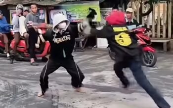 Dua Pemuda Duel di Samping Kampus IBA Palembang Viral di Media Sosial, Polisi Belum Bertindak