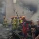 Kebakaran di Pemukiman Padat Penduduk Boom Baru, Petugas Damkar Kesulitan Jangkau Lokasi