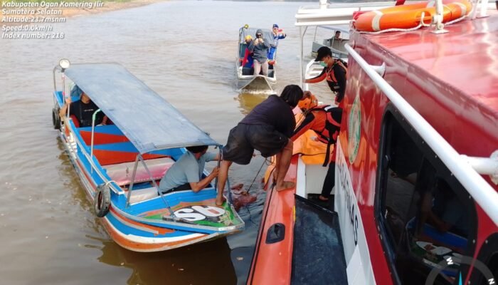 Sopir Truk Tenggelam di Sungai Baung OKI Temukan Tewas, Kernetnya Masih dalam Pencarian