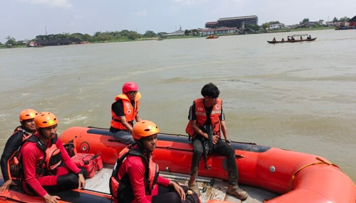 Warga Gandus Tenggelam di Sungai Musi Setelah Perahunya Ditabrak Speedboat 