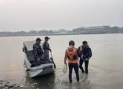 Asyik Mandi di Dermaga 7 Ulu, Tiga Siswa SD Tenggelam Terseret Arus, 1 Ditemukan Meninggal, 2 Masih Dicari