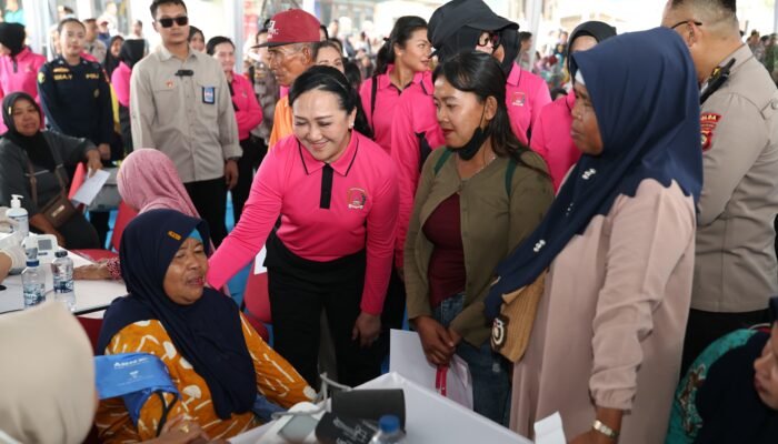 Bhayangkari Peduli Jangkau Pulau Borang, Perkuat Kesehatan dan Ketahanan Sosial Warga Pesisir Sumsel