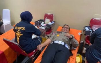 Sambut HUT ke-75 Humas Polri, Kapolda Sumsel dan 42 Jurnalis Gelar Aksi Donor Darah